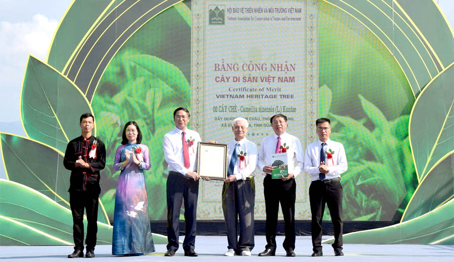 X&acirc;y[-]dựng[-]&ldquo;V&ugrave;ng[-]ch&egrave;[-]di[-]sản&rdquo;[-]gắn[-]với[-]truyền[-]thống[-]của[-]Đường[-]Hoa